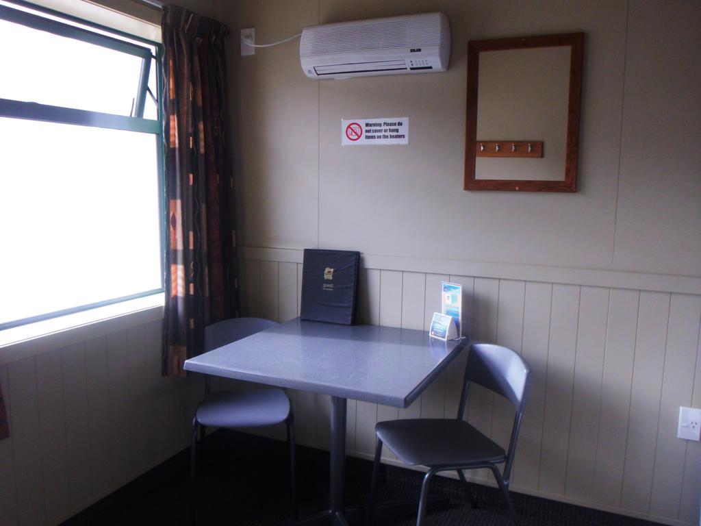 Oamaru Top 10 Holiday Park Buitenkant foto